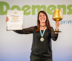 Jutta Knoll Gewinnerin der Deutschen Biersommelier-Meisterschaft 2024