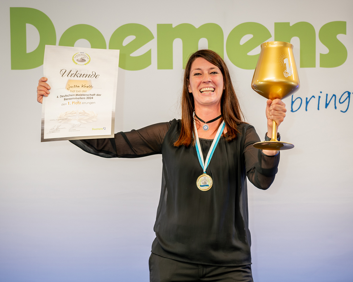 Jutta Knoll Gewinnerin der Deutschen Biersommelier-Meisterschaft 2024